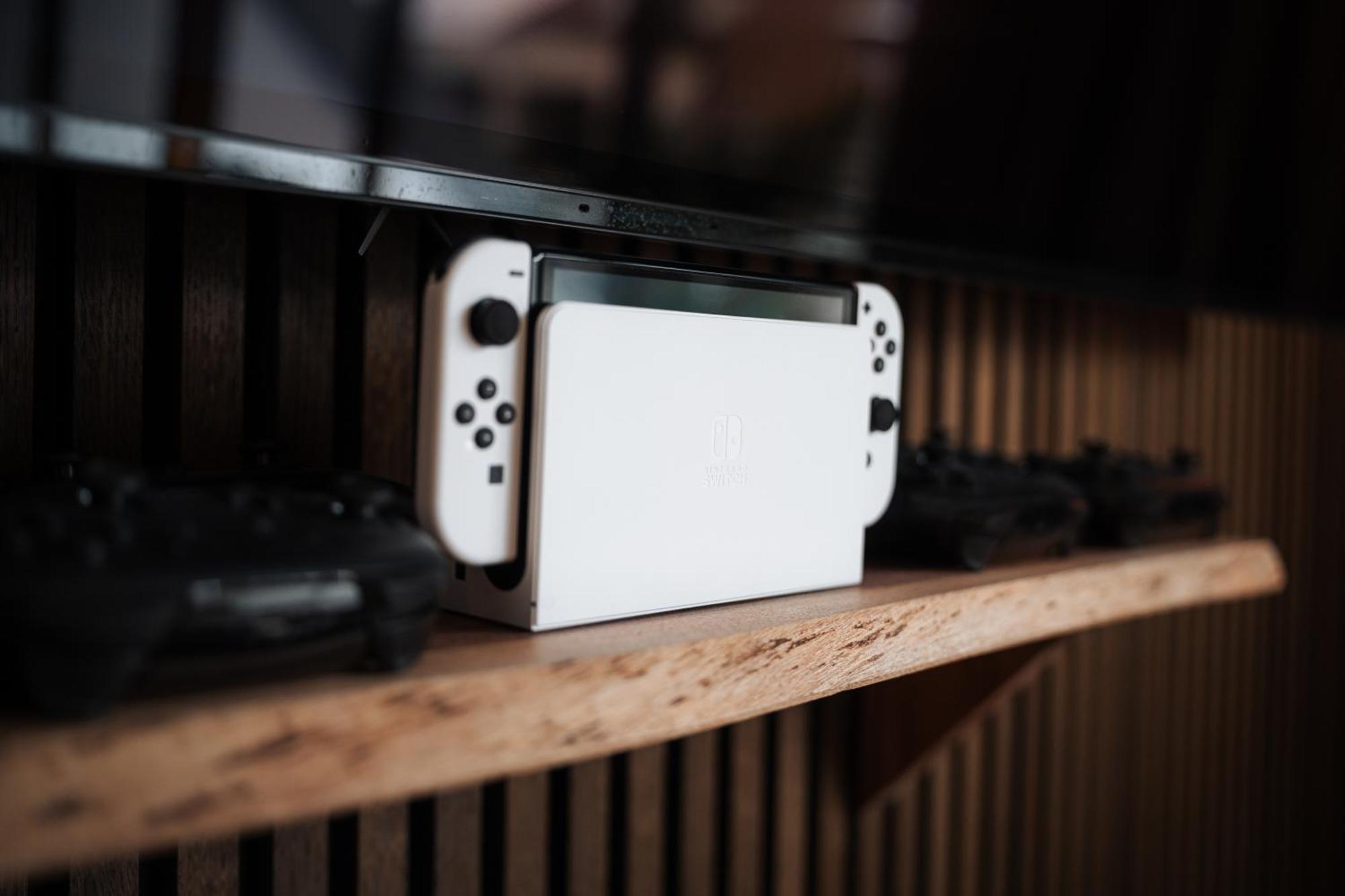 Hostel MHG Exteriér fotografie A Nintendo Switch docked